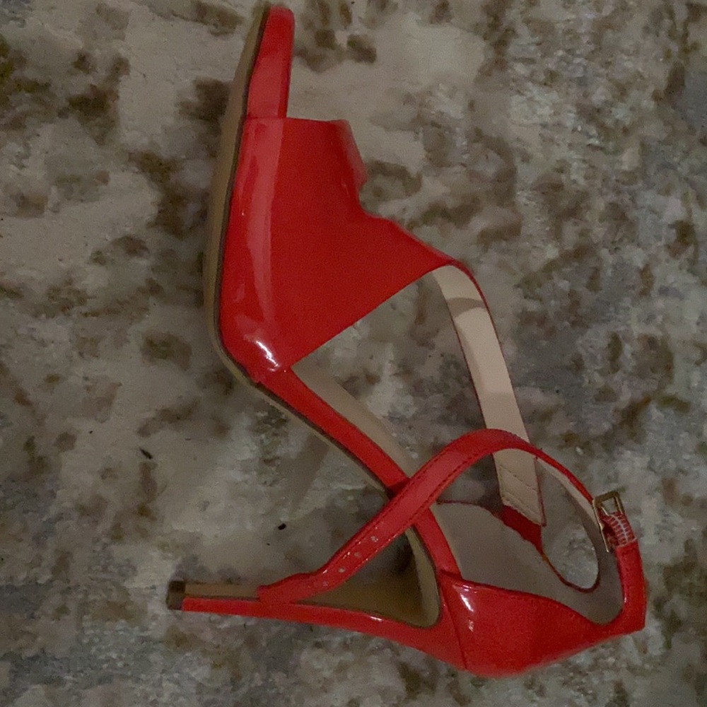Heels - Picture 2 of 6